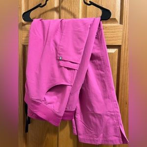 Figs Woman’s Kade Cargo Scrub Bottoms